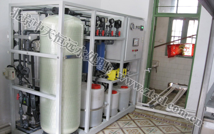 水處理設(shè)備過濾器濾芯接口尺寸